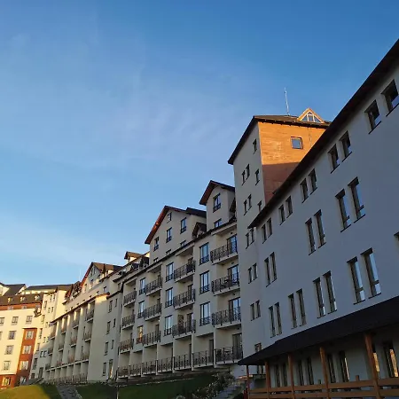 Golden Sky - Milmari & Apartment
