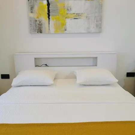 Golden Sky - Milmari &