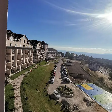 Apartment Golden Sky - Milmari &